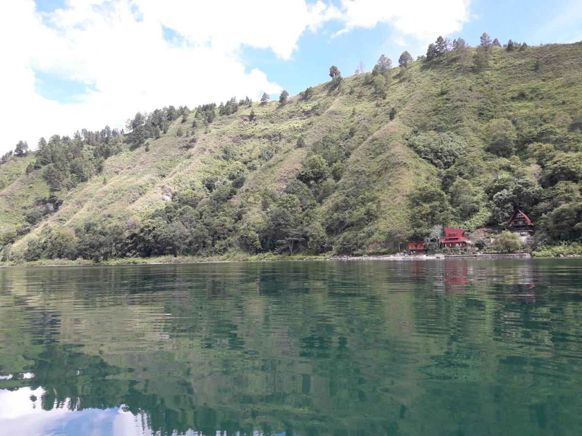 Pondok Berata Dapdap Balige Εξωτερικό φωτογραφία