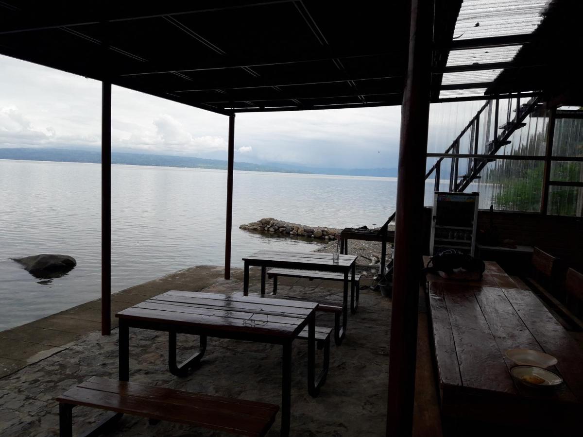 Pondok Berata Dapdap Balige Εξωτερικό φωτογραφία