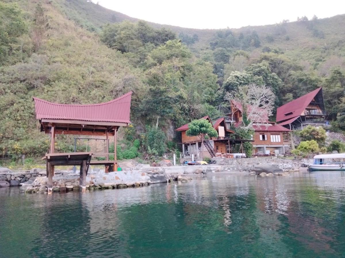 Pondok Berata Dapdap Balige Εξωτερικό φωτογραφία